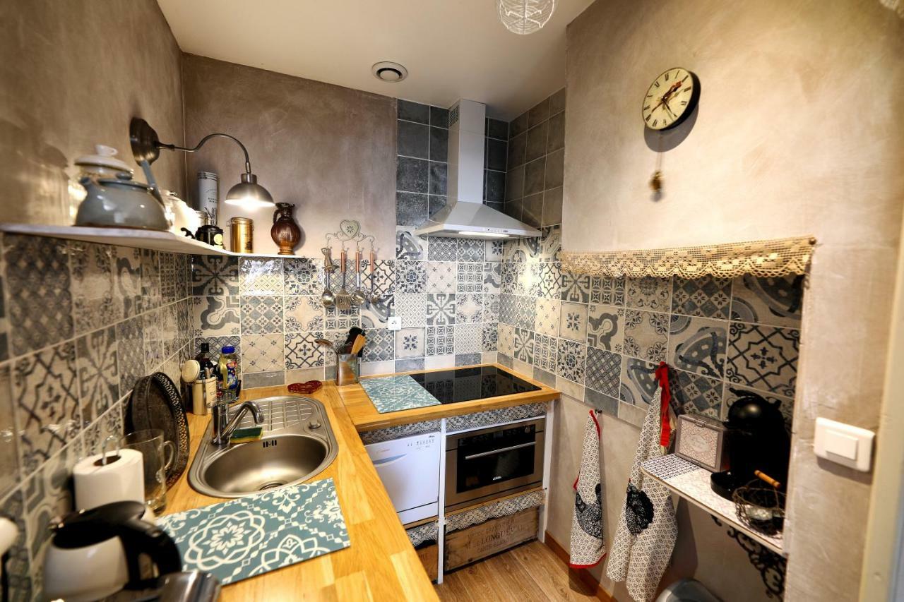 L'Aristoloche Apartment Сален-ле-Бан Екстериор снимка